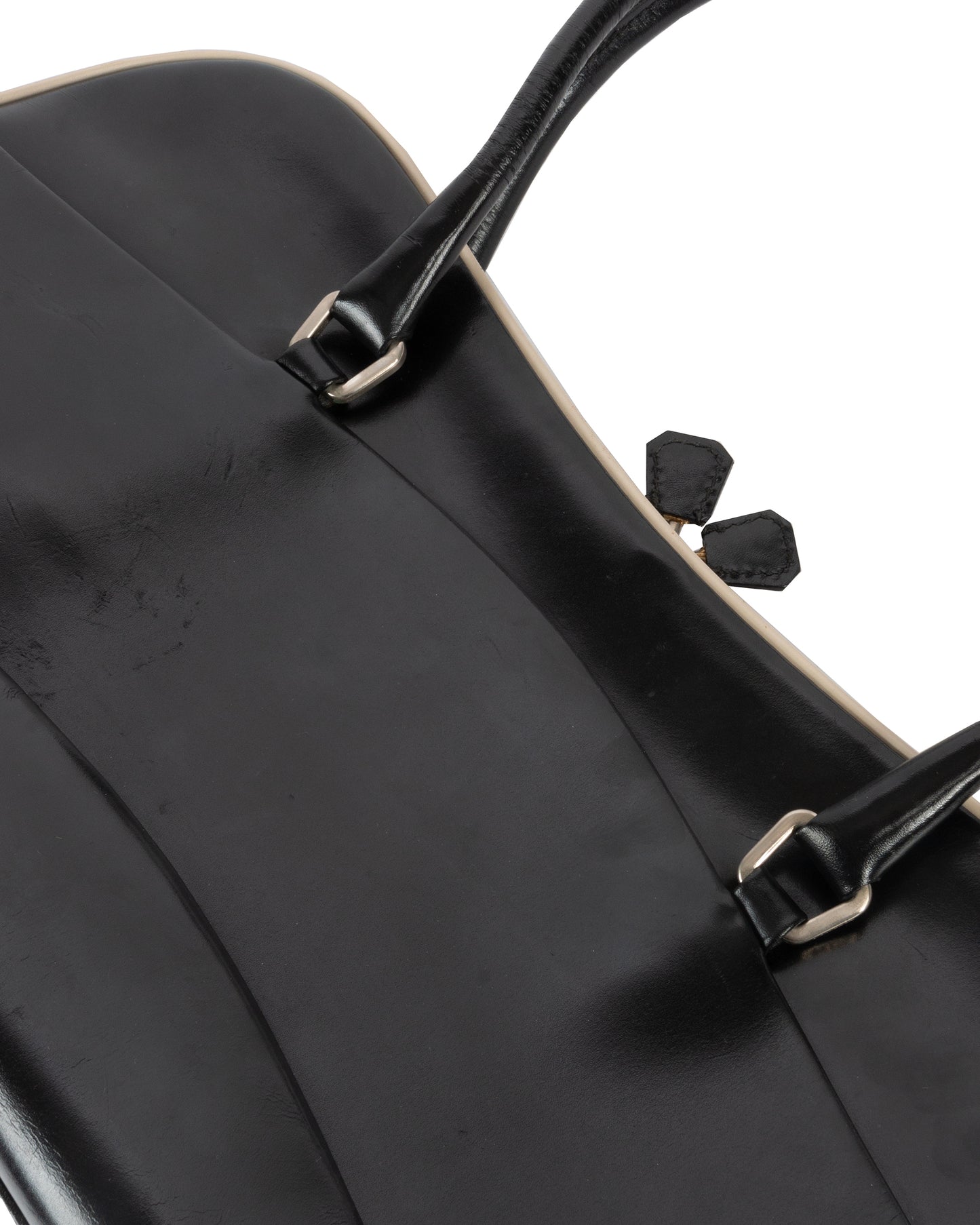 FW2000 Black Leather Kiss Lock Handbag