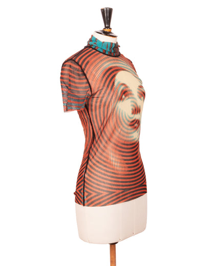 FW2001 Swirl Portrait Graphic Short Sleeve Mesh Top